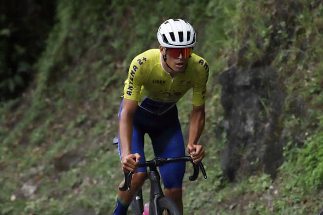 Kevin Castillo for Movistar and will be a partner of Nairo Quintana | Éiner Rubio | Diego Pescador