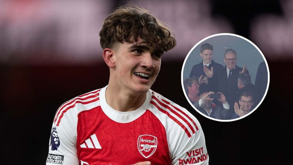 Max_Dowman_Kier_Starmer_Arsenal.jpg